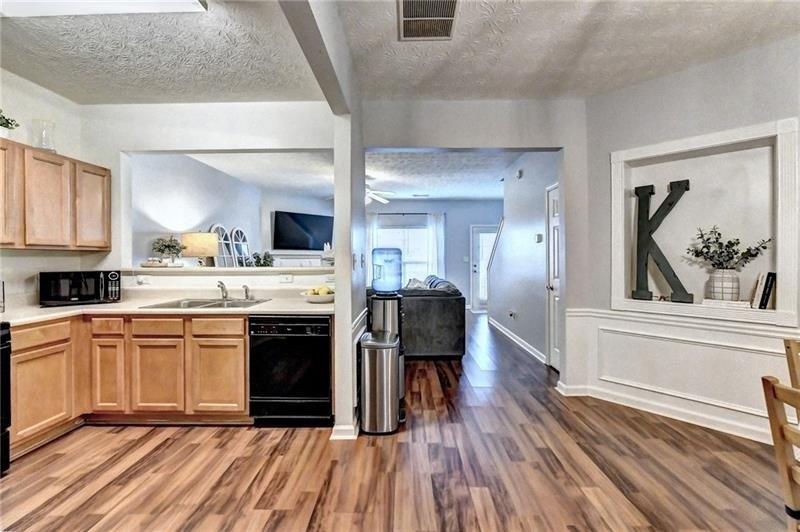 Dandridge Way, Duluth, GA 30096