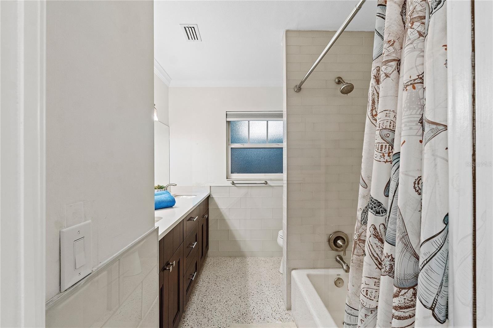Venetian Blvd Ne, Saint Petersburg, FL 33703