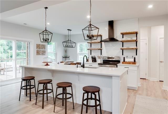 Buffalo Springs Dr, Midlothian, VA 23112