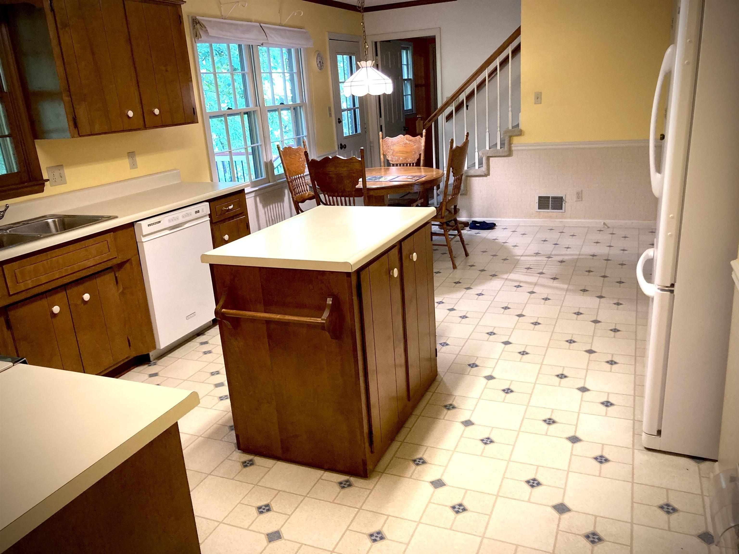 Iris Ct, Spartanburg, SC 29307