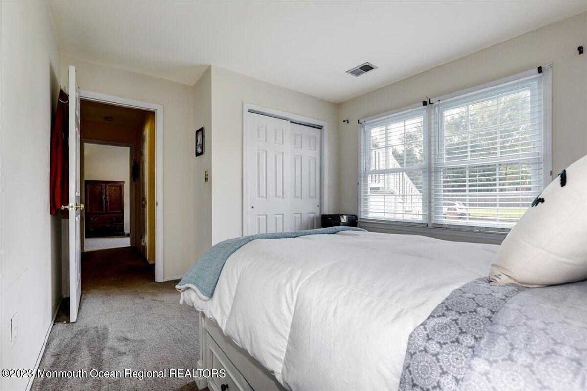 Brook St, Farmingdale, NJ 07727