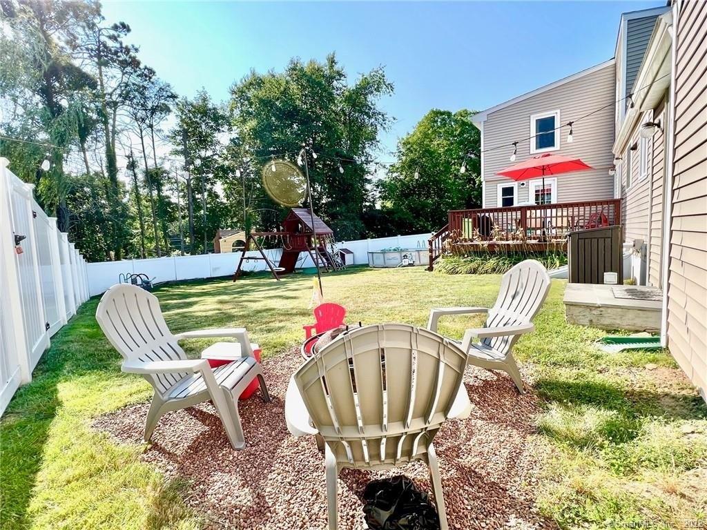 Isinglass Rd, Shelton, CT 06484