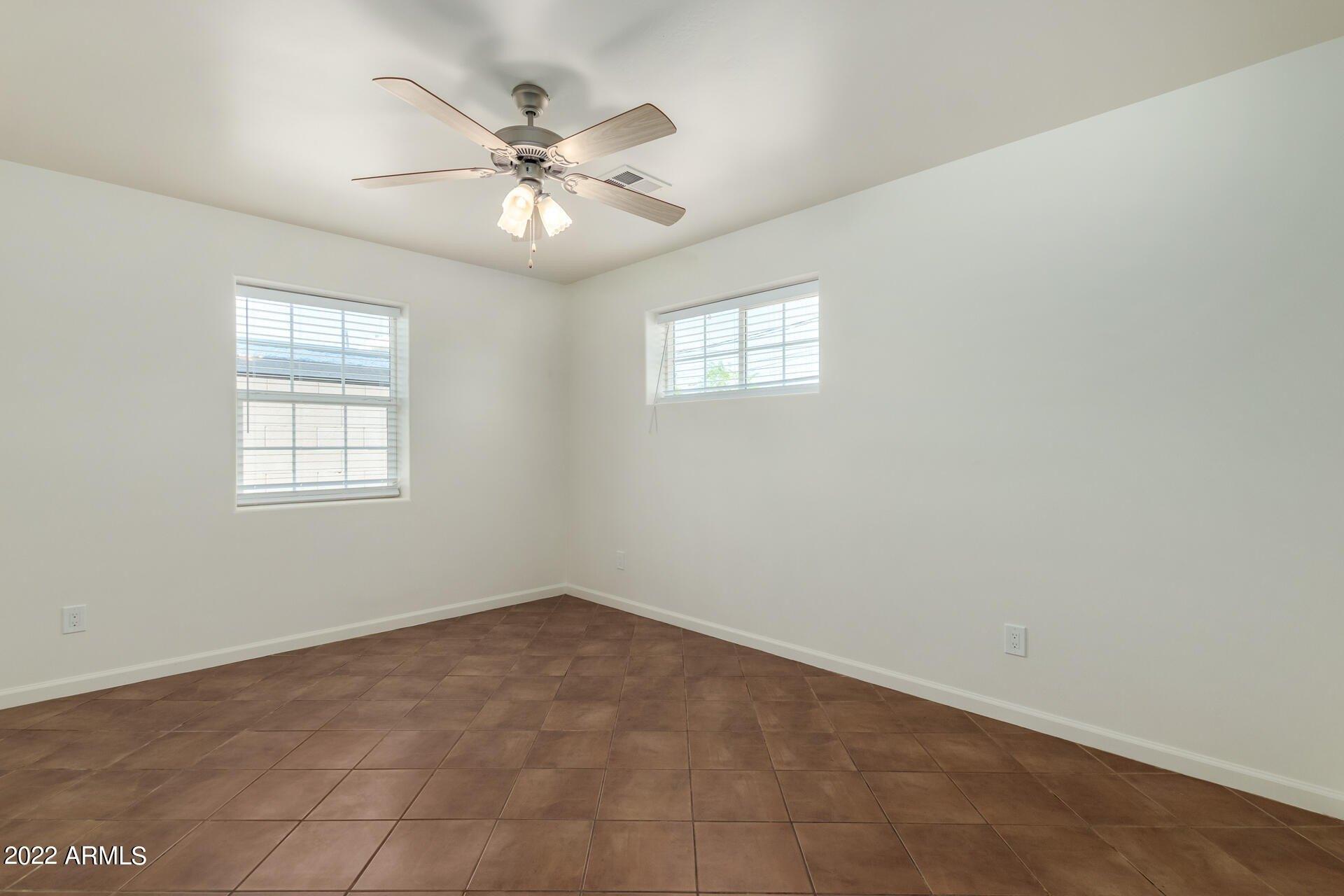 S Sirrine, Mesa, AZ 85210