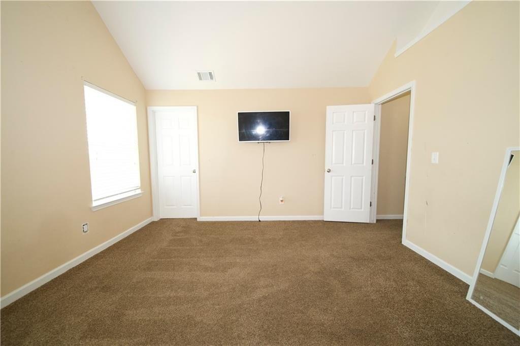 Adie St, Phenix City, AL 36867