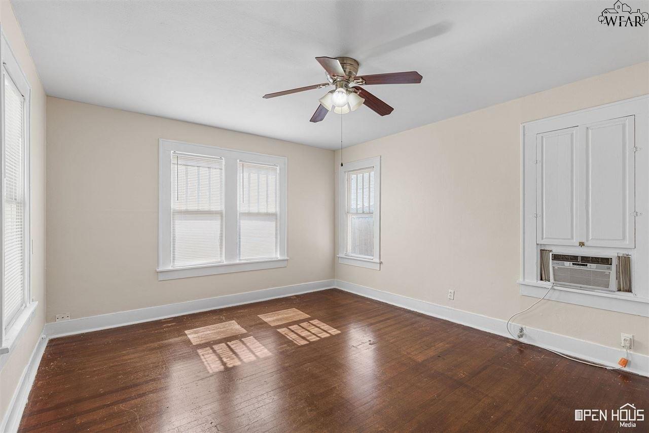 Dayton Ave, Wichita Falls, TX 76301