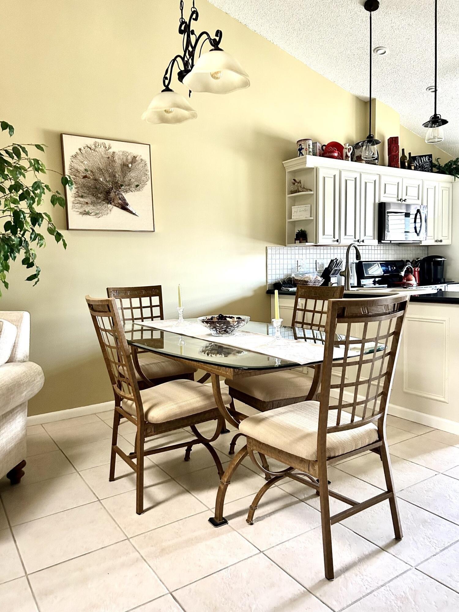 Se Sugar Sand Cir, Hobe Sound, FL 33455