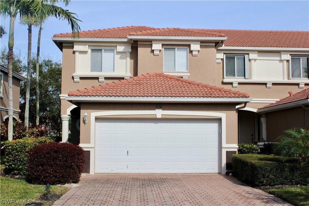 Roundstone Cir, Fort Myers, FL 33967