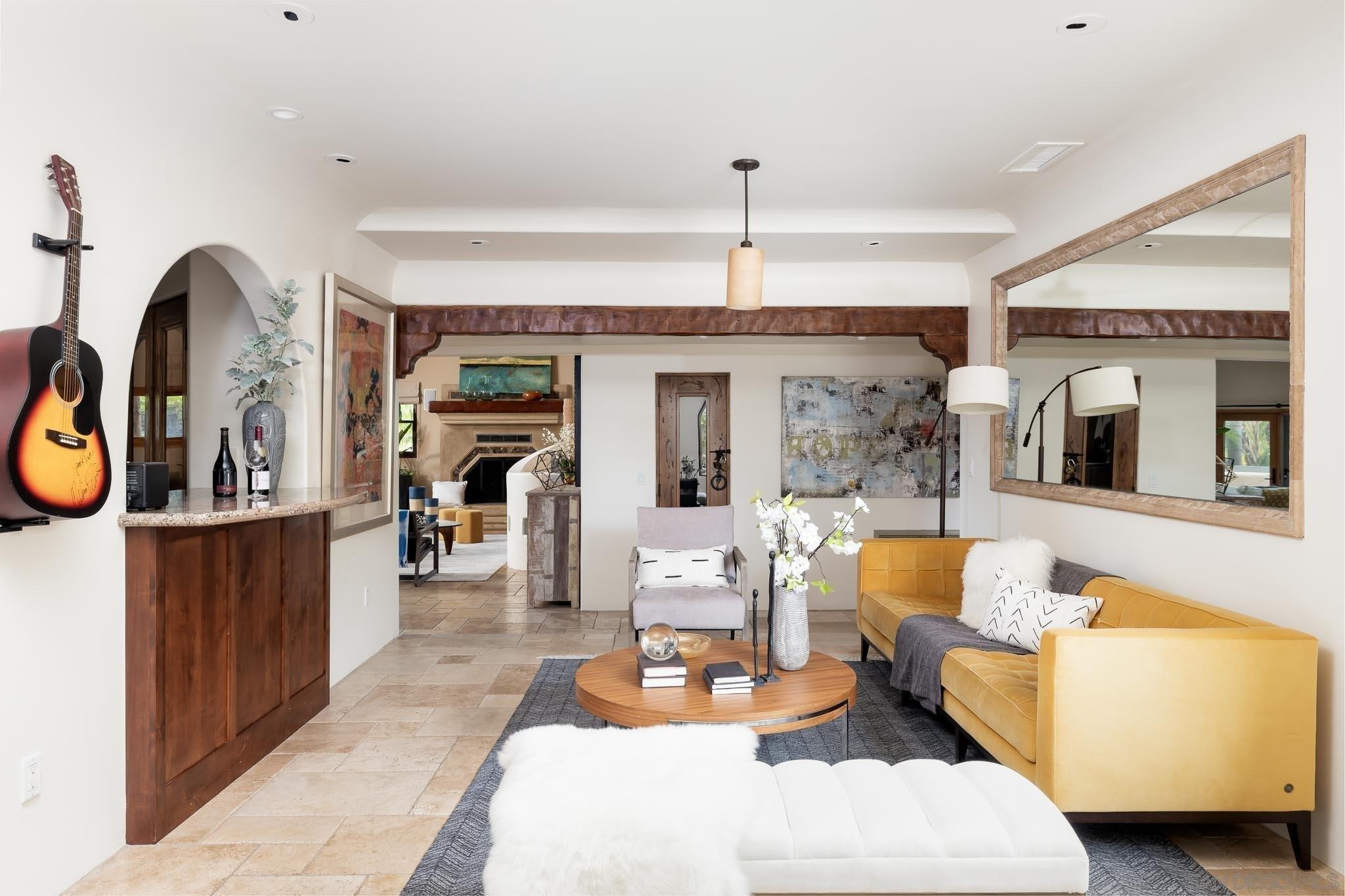 La Veta Ave, Encinitas, CA 92024