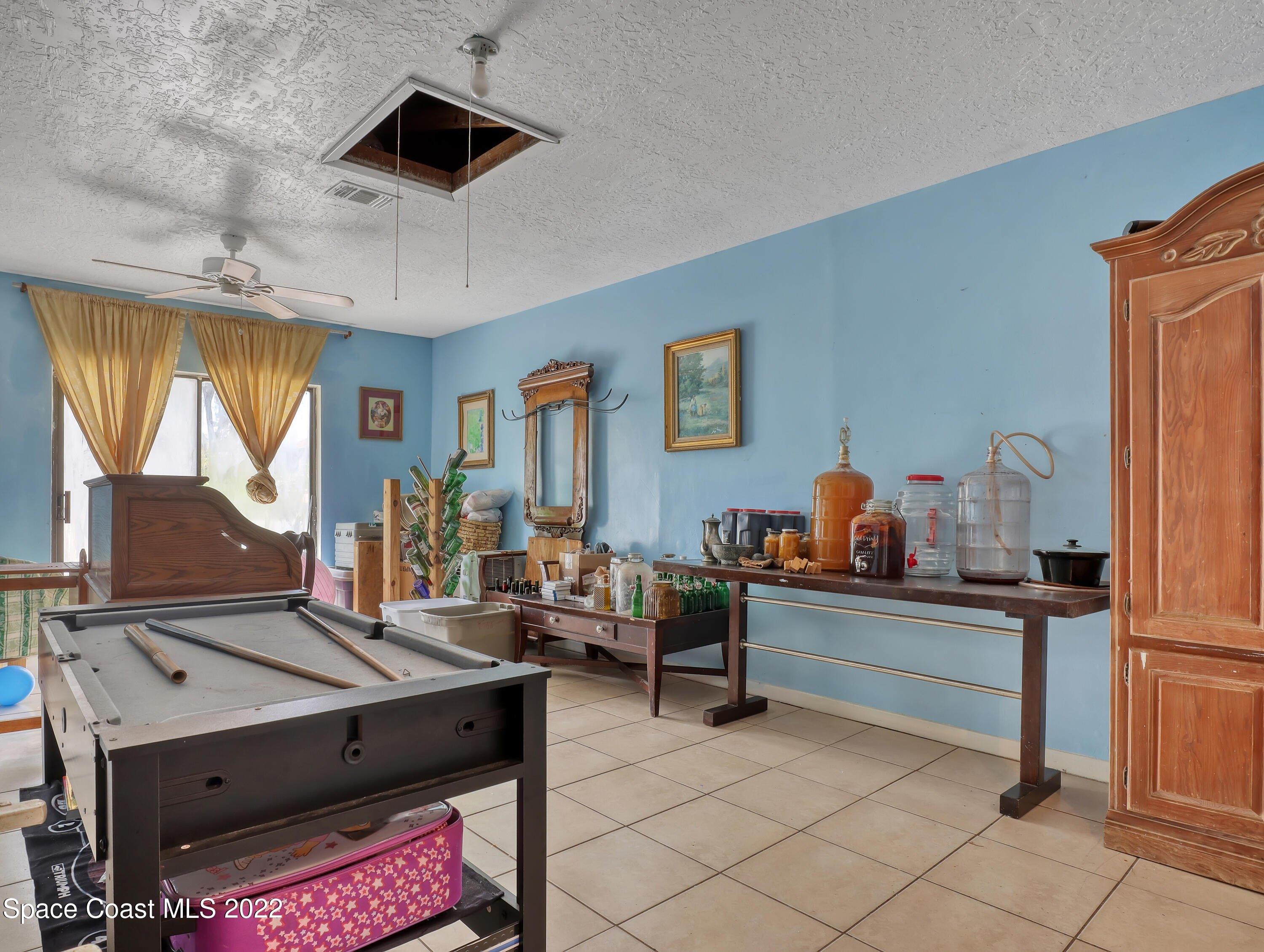 Mitchell Ave, Mims, FL 32754
