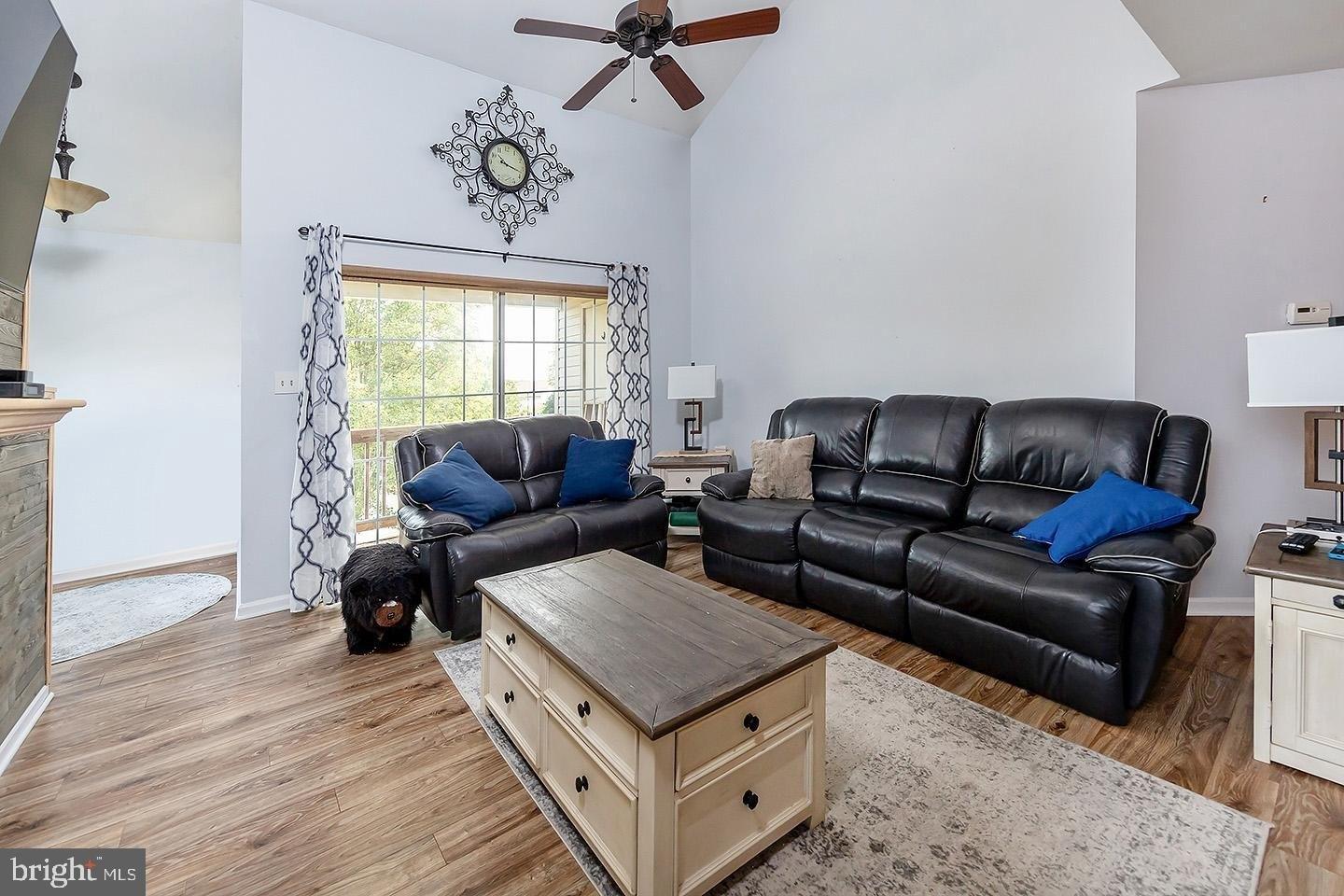 Thistledown Ct, Sewell, NJ 08080