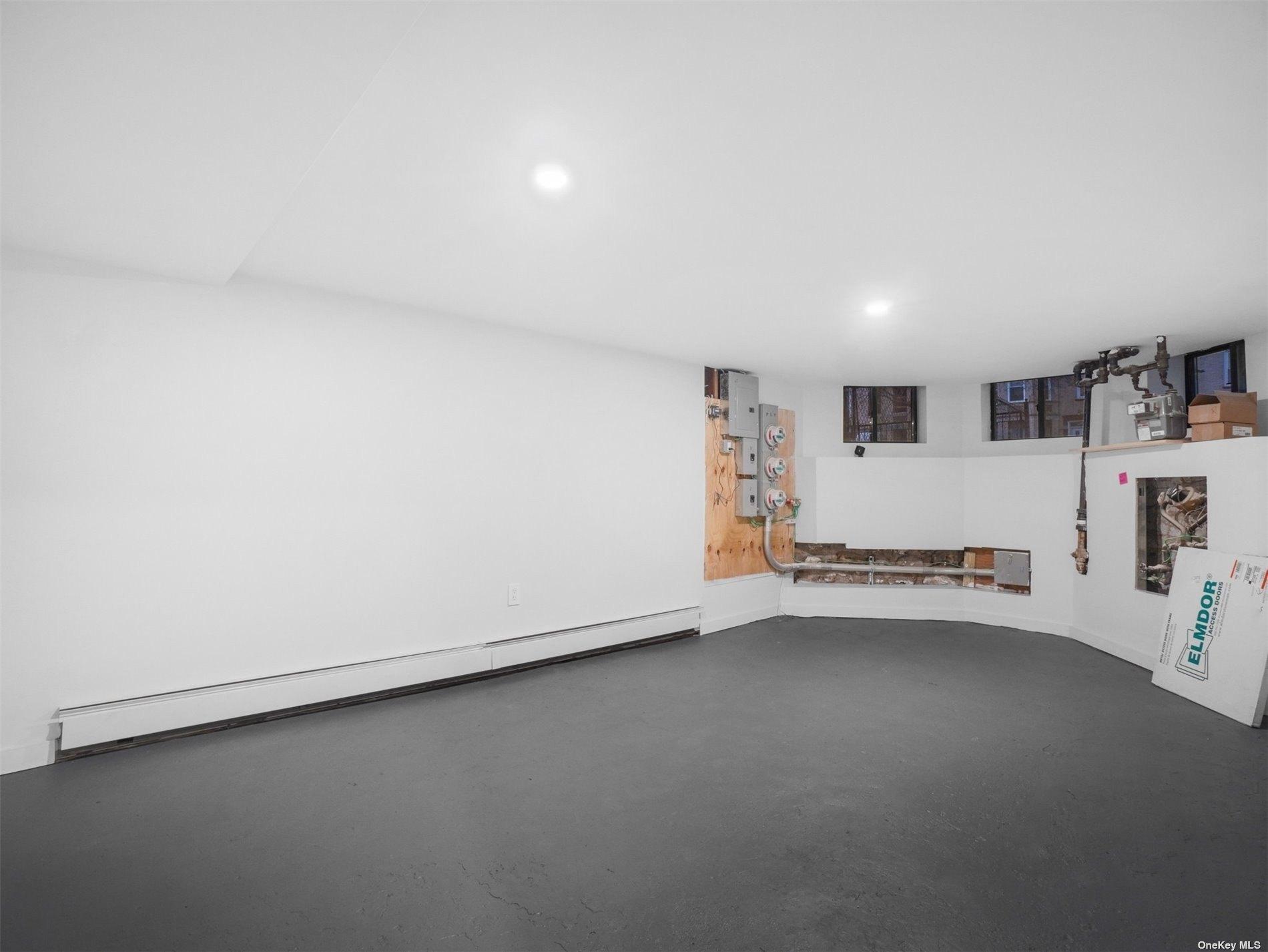 Hawthorne St, Brooklyn, NY 11225