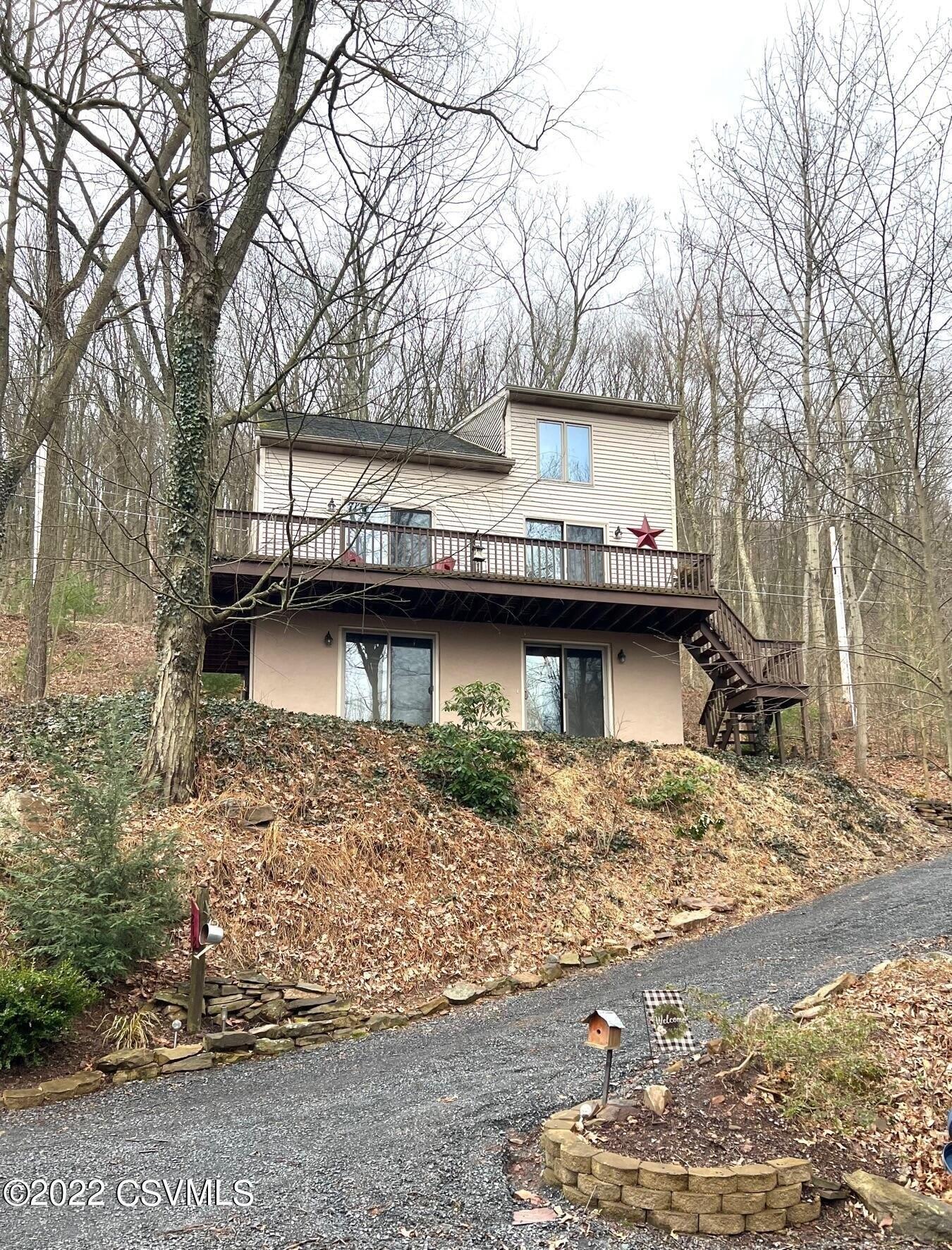 Apple Blossom Ln, Catawissa, PA 17820