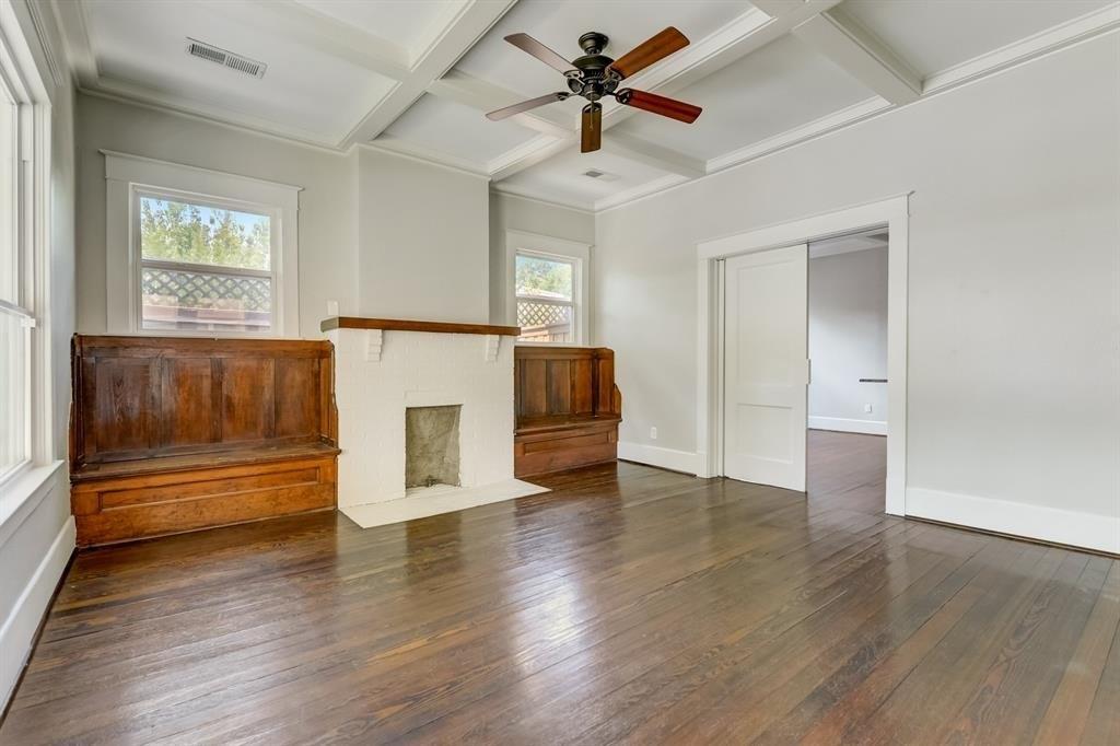 Woodlawn Ave, Dallas, TX 75208