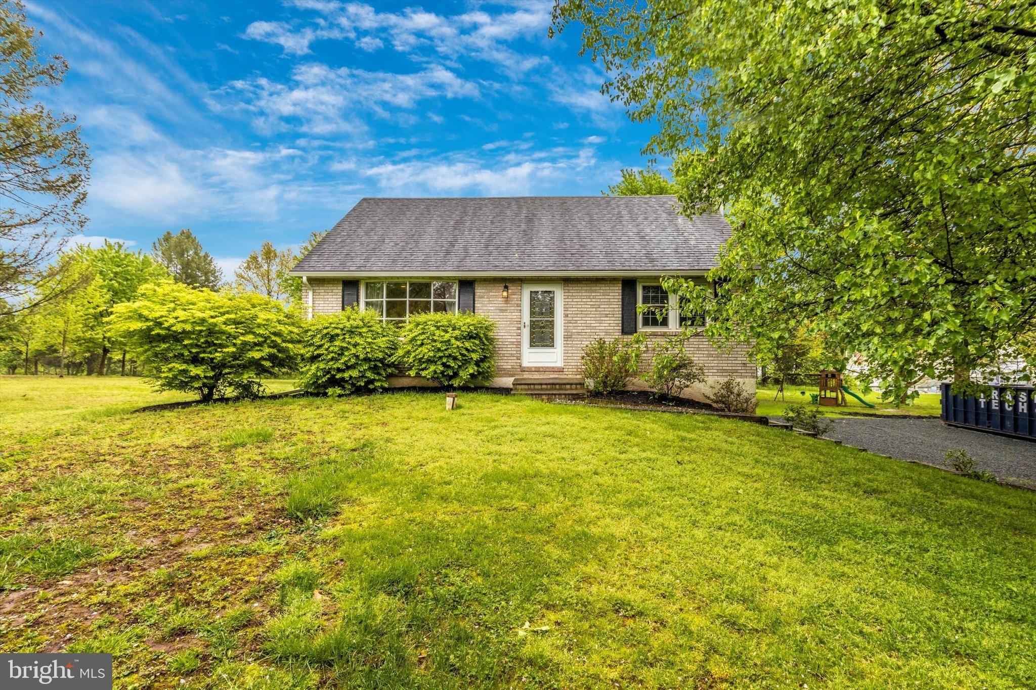Roberts Cir, Pottstown, PA 19465