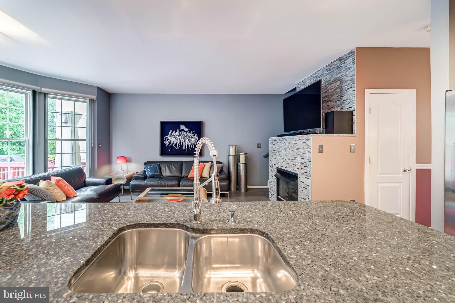 Applemint Ln, Alexandria, VA 22310