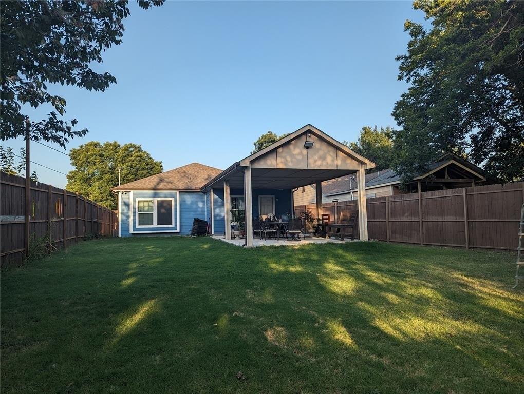 Britton Dr, Dallas, TX 75216
