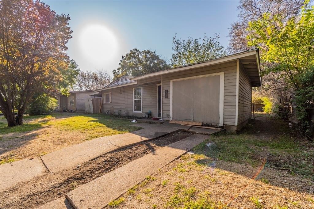 Blyth Dr, Dallas, TX 75228