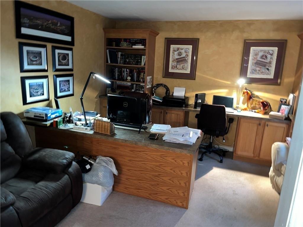 Canton Hills Cir, Marietta, GA 30062