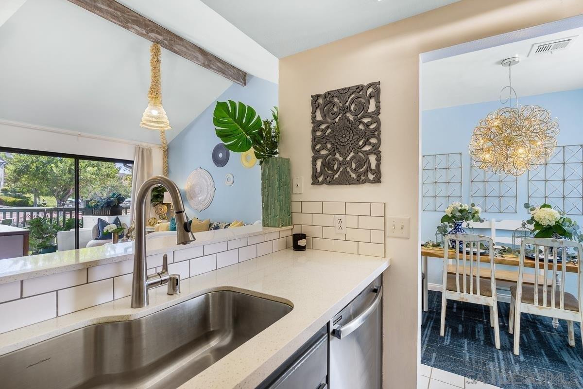 Charwood Ct, Spring Valley, CA 91978