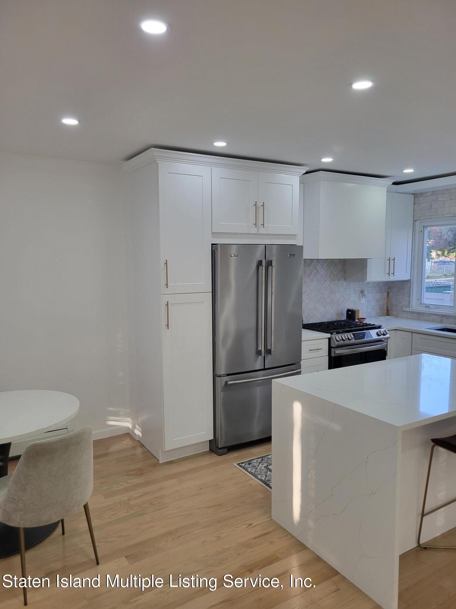 Floyd St, Staten Island, NY 10310