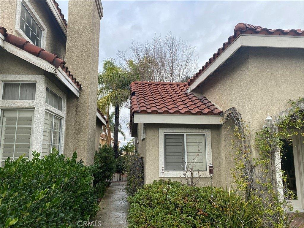 S Royal Ridge Dr, Anaheim, CA 92807