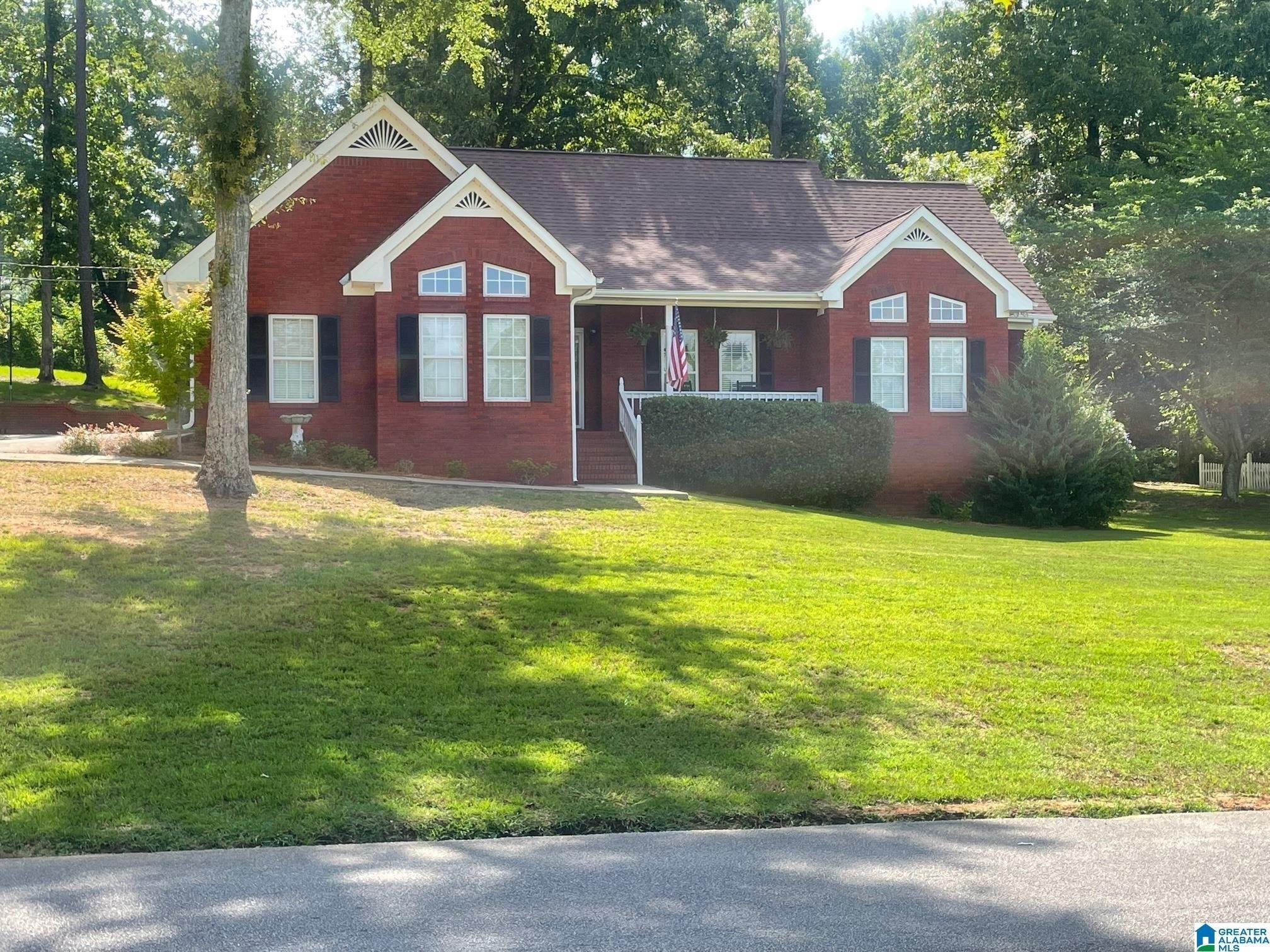 S Dakota Ave, Thorsby, AL 35171