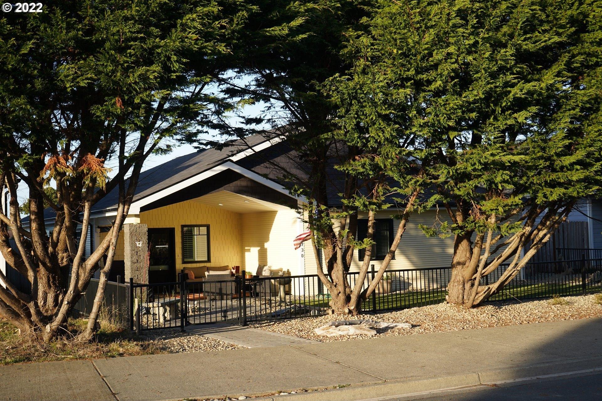 Seabird Dr Sw, Bandon, OR 97411