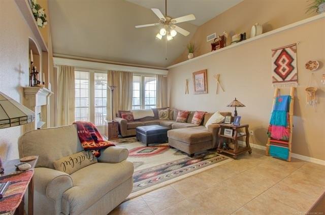 N 139th East Ave, Owasso, OK 74055