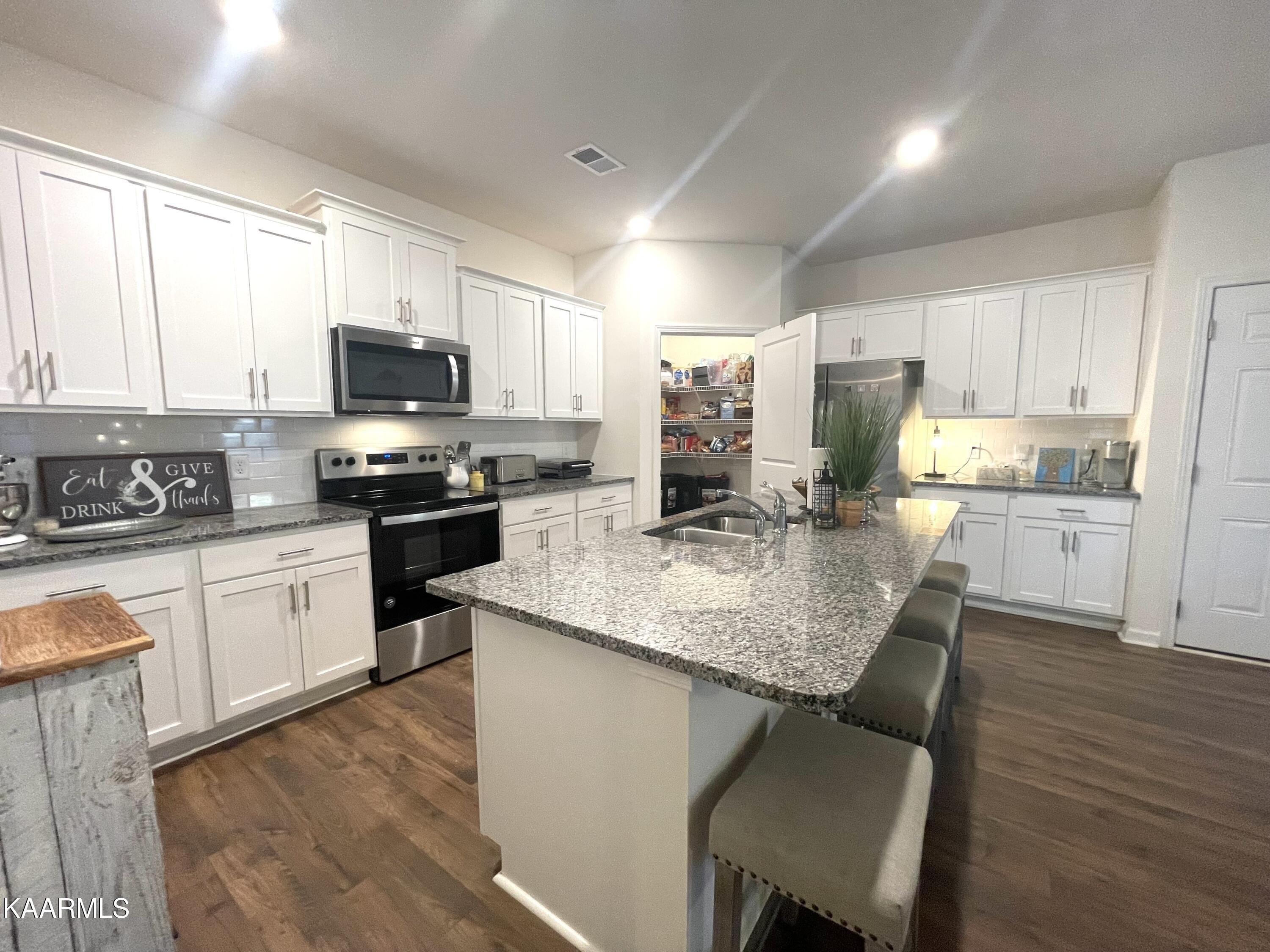 War Admiral Ln, Knoxville, TN 37931