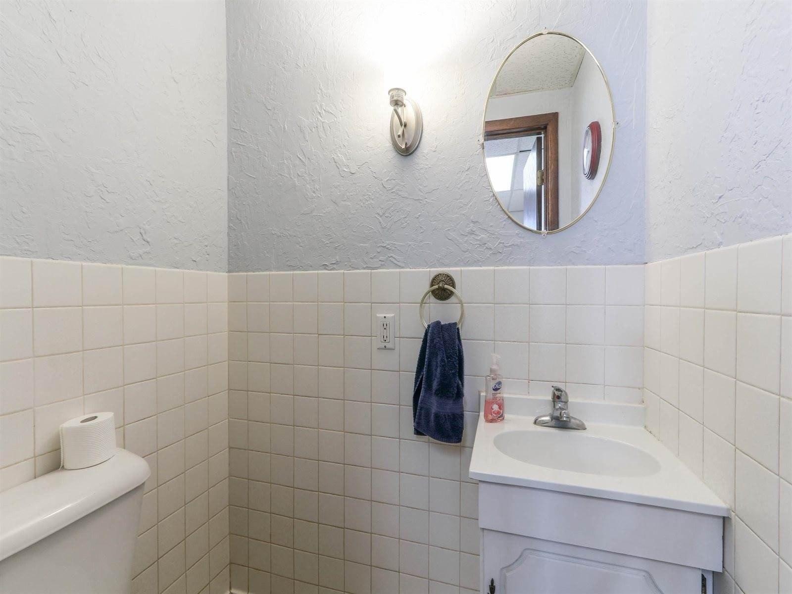 S Apple Ave, Marshfield, WI 54449
