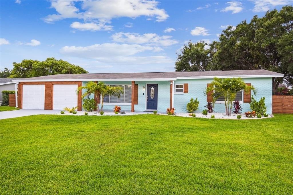 Fontainebleau Dr, Tampa, FL 33634