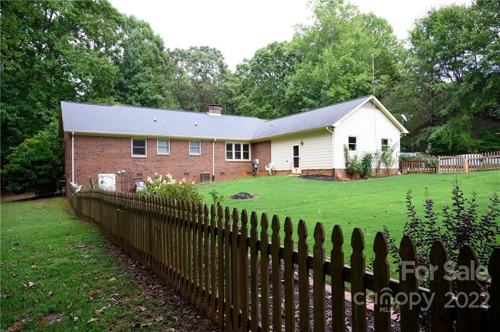 Old Farm Rd, Salisbury, NC 28147