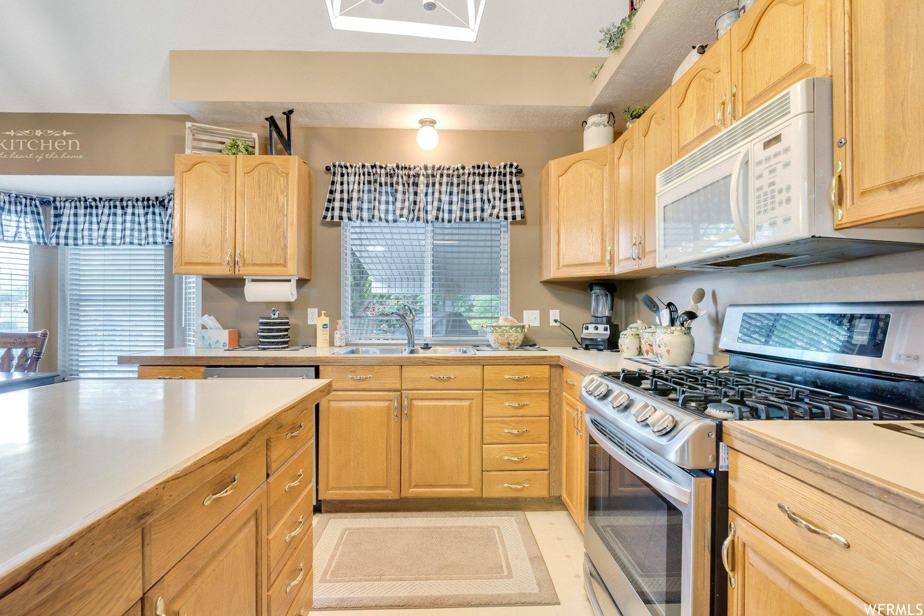 S Shady Acres Ct, Riverton, UT 84065