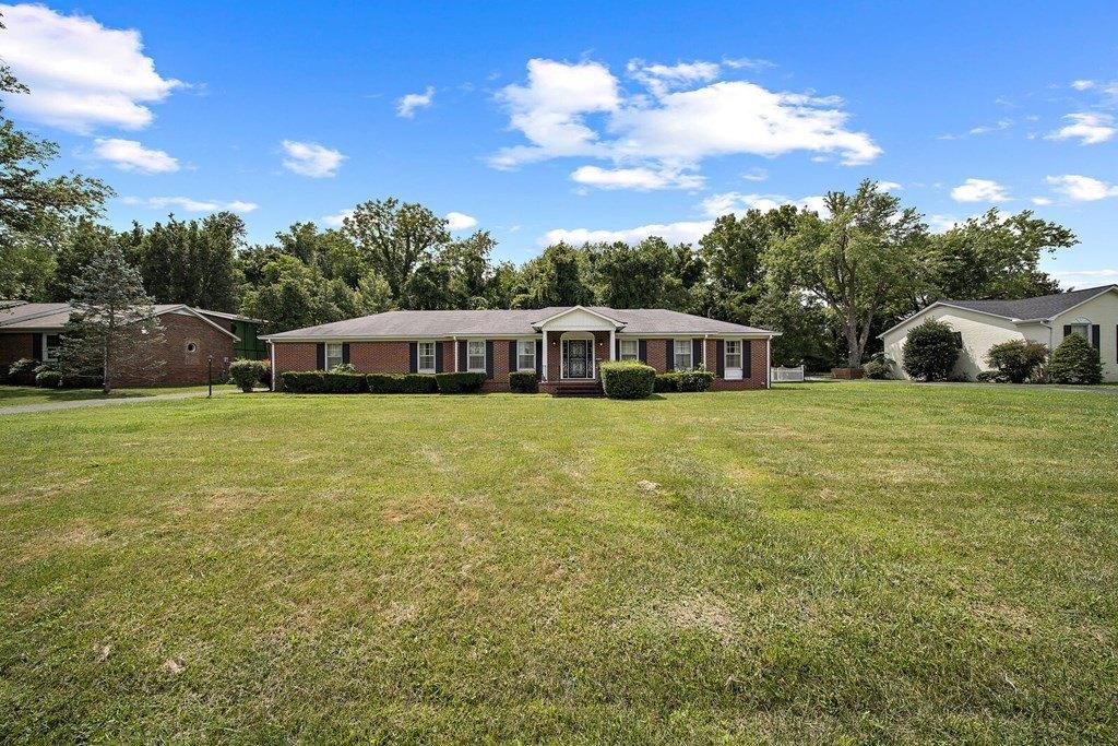 Pleasant Hill Dr, Cookeville, TN 38501