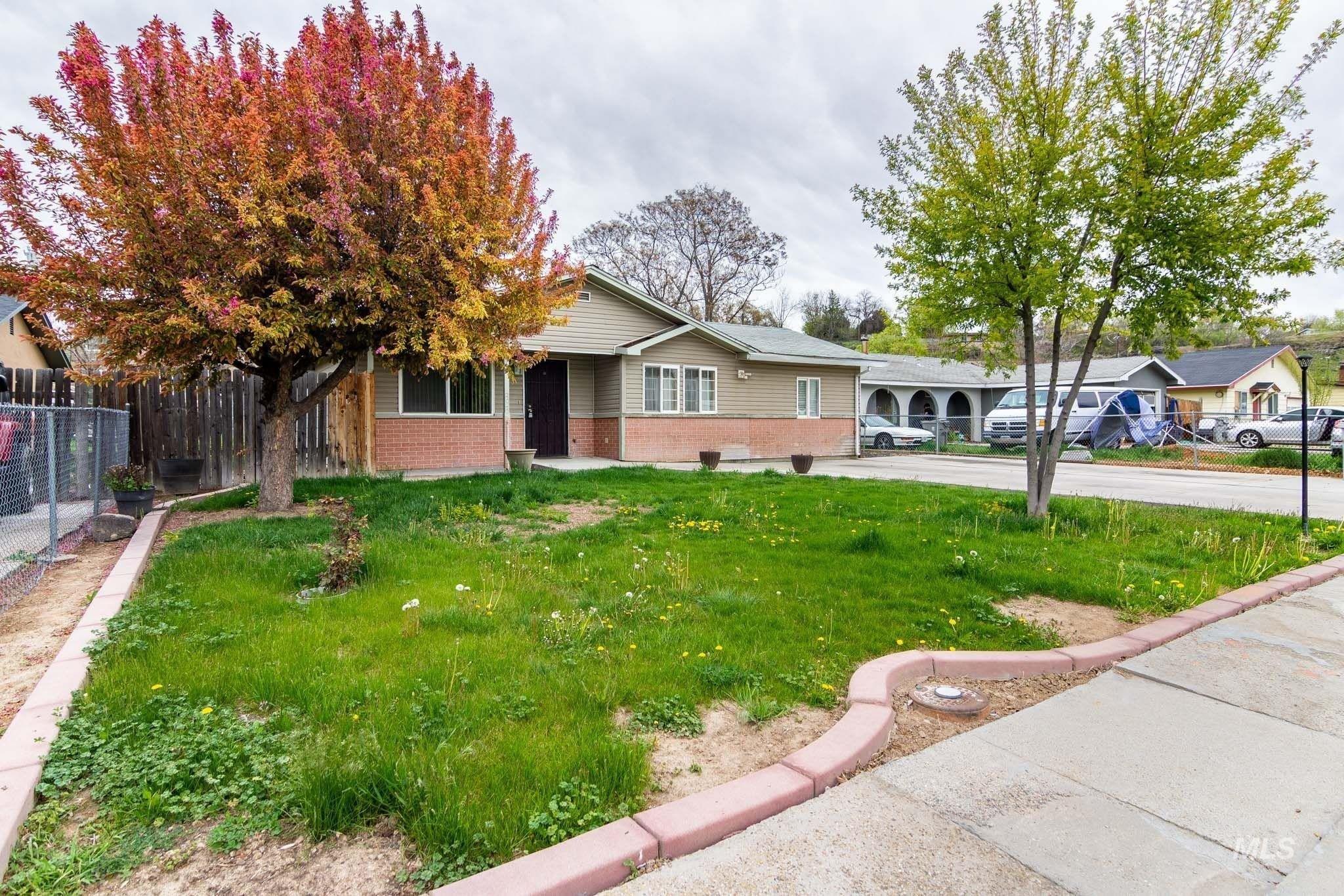 E Omaha St, Caldwell, ID 83605