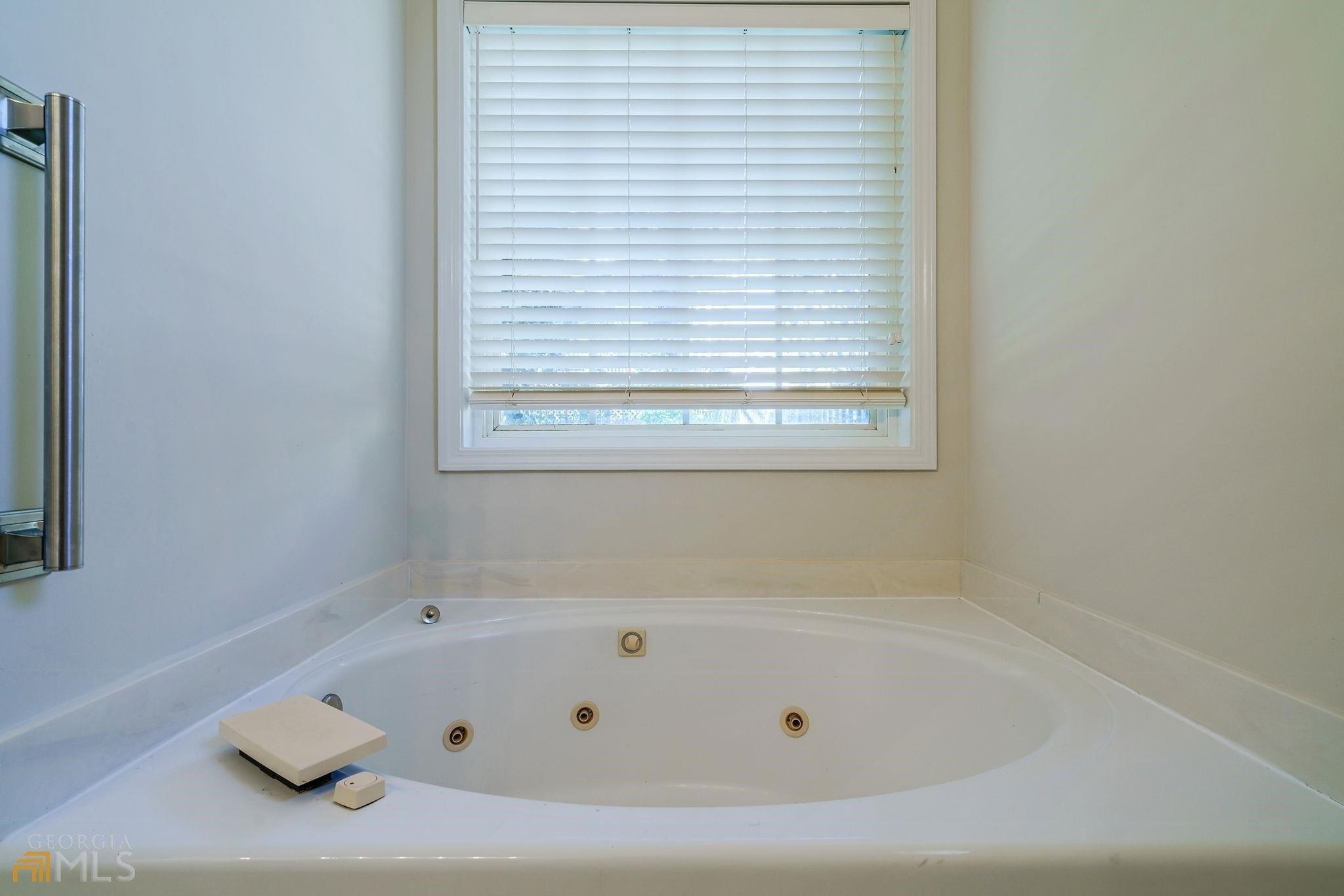 Covington Pl, Athens, GA 30606