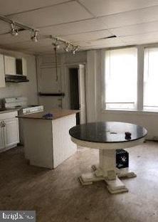 Maple Ave, Baltimore, MD 21215