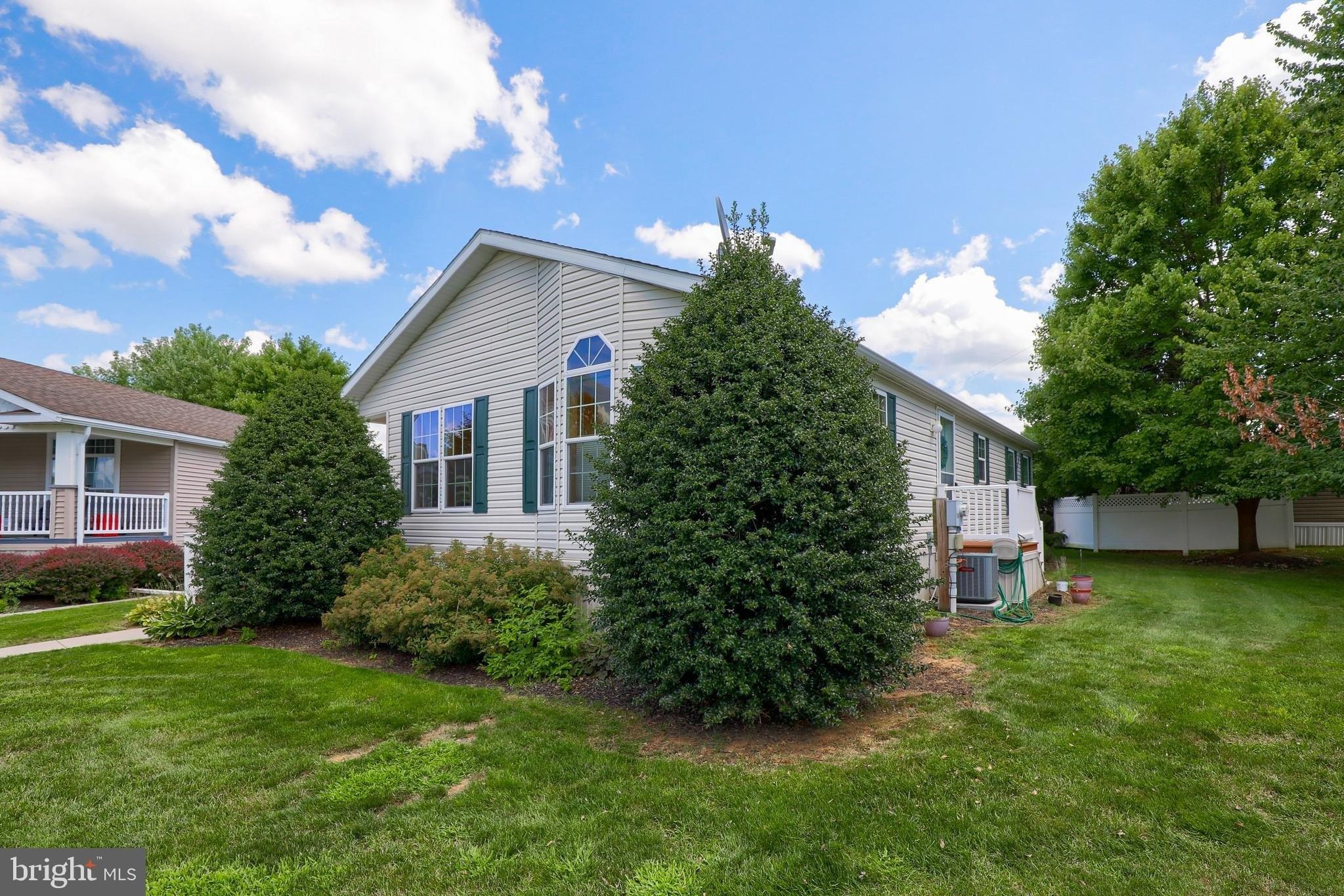 Summers Dr, Lancaster, PA 17601