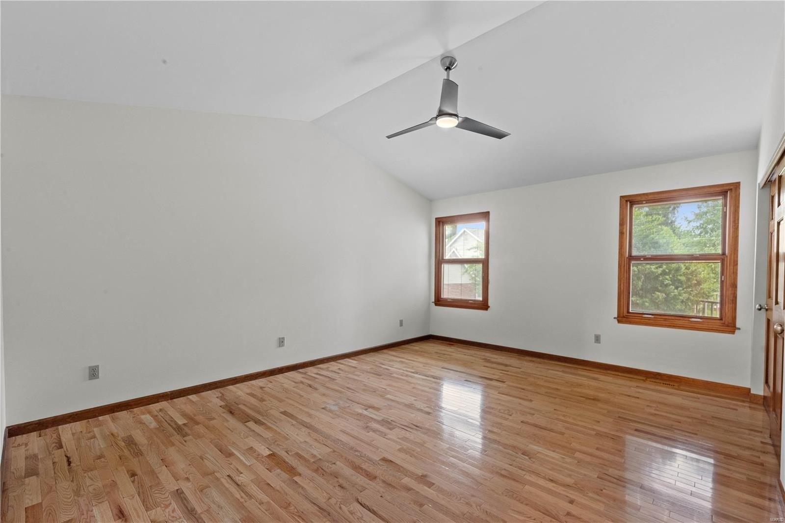 Brookwood Cir, Saint Charles, MO 63301