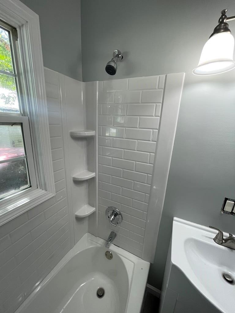 Laurel Ave, Cookeville, TN 38501