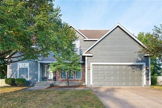 Woodsonia Dr, Shawnee, KS 66226