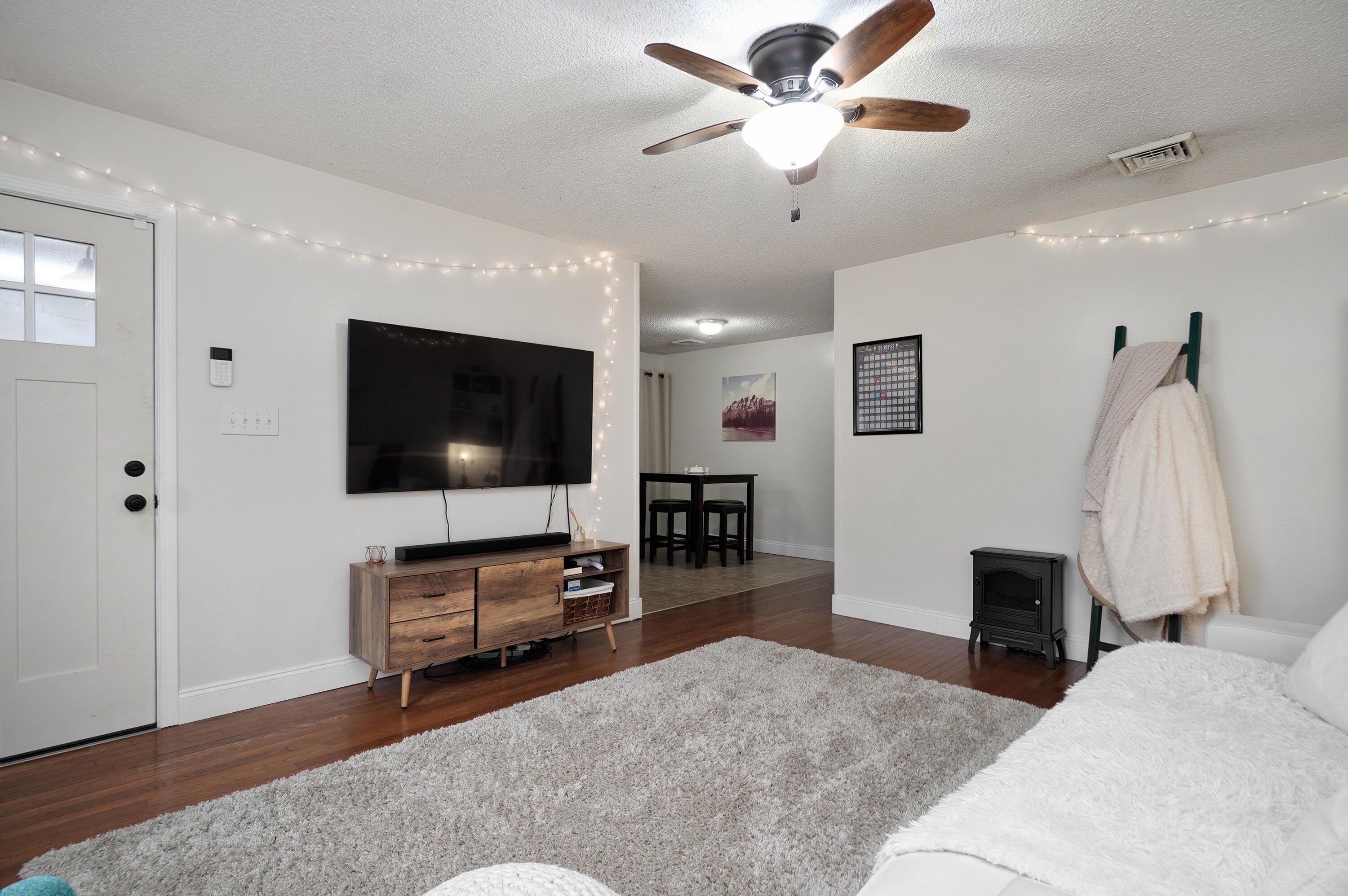 S Main Ave, Springfield, MO 65806