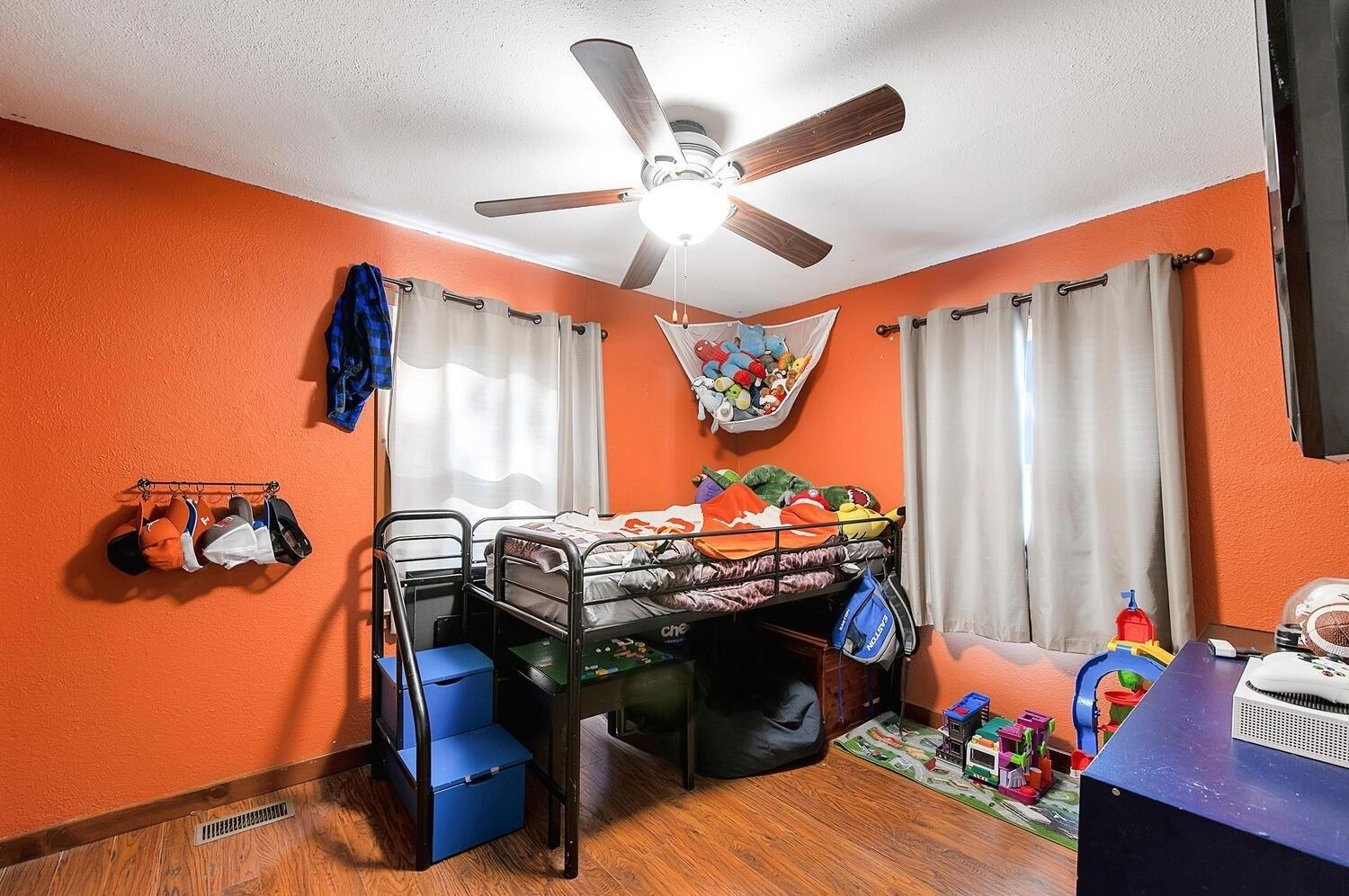 E Helbert St, Mulvane, KS 67110
