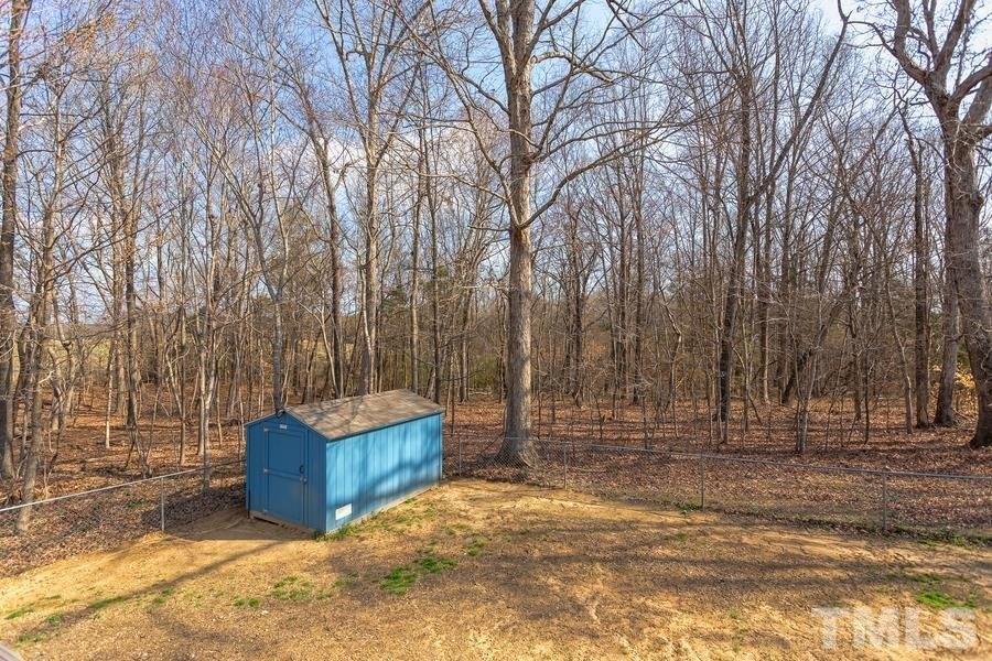 Hopewood Ct, Graham, NC 27253