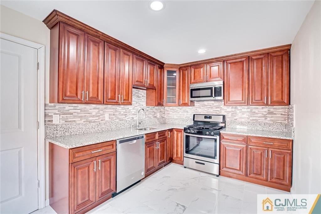 2nd St, South Amboy, NJ 08879