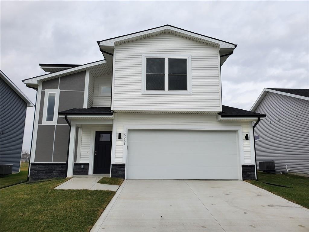 Deerview Dr, Urbandale, IA 50323
