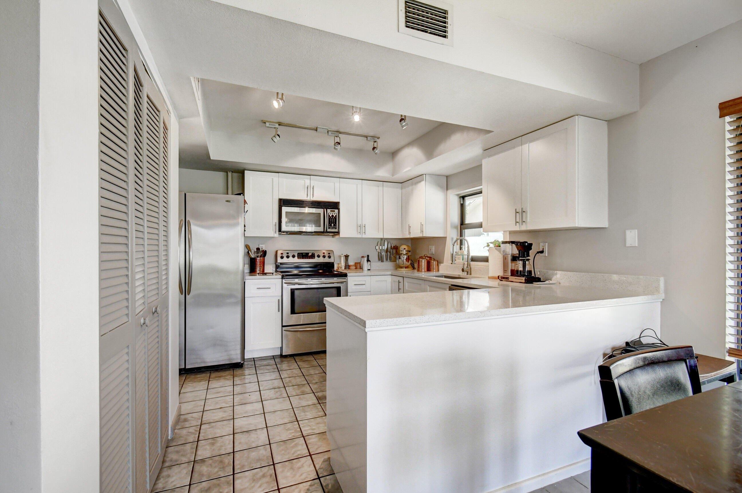Sw 29th Ave, Delray Beach, FL 33445