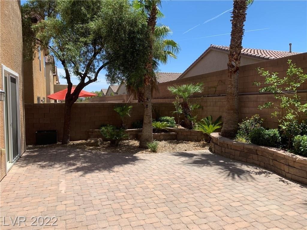 Lantana Breeze Dr, Las Vegas, NV 89183
