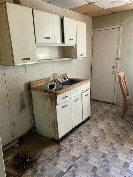 N Charles St, Pittsburgh, PA 15214