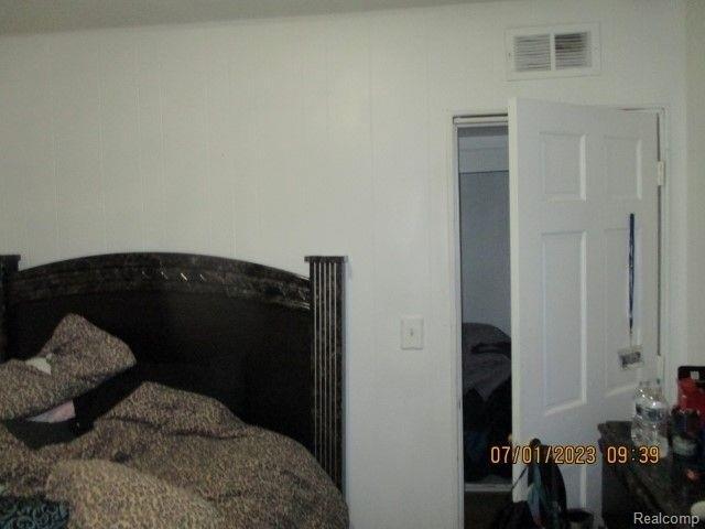 Ross St, Inkster, MI 48141